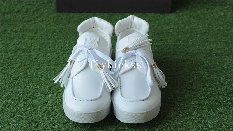 LVS White Sneaker Low Top